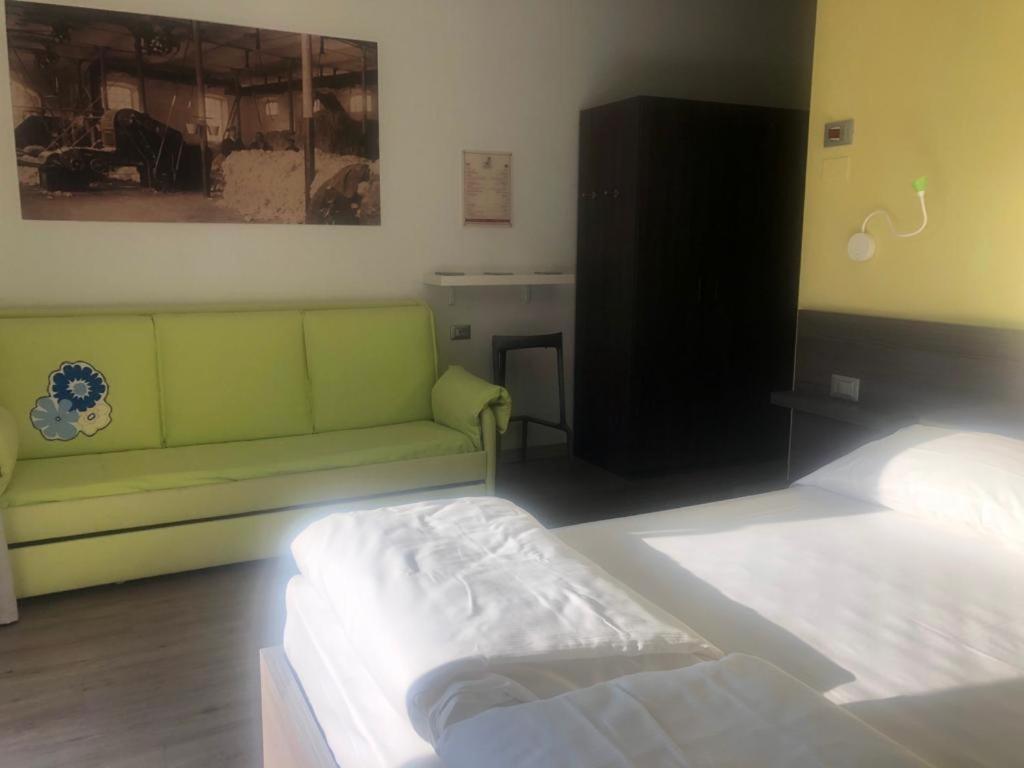 Antica Campione Rooms & Hostel Campione del Garda Eksteriør billede