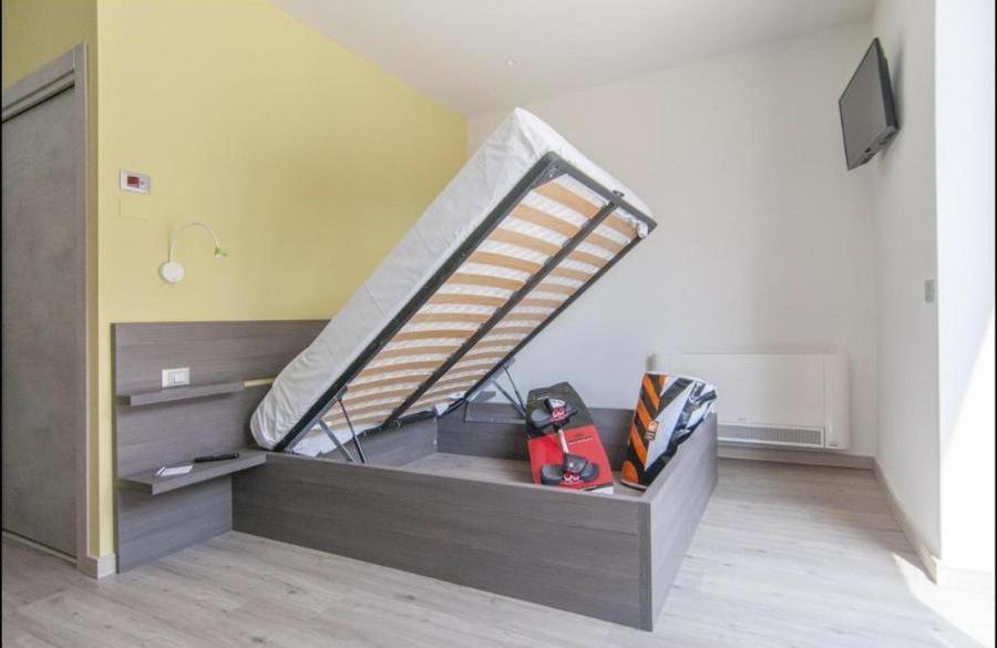 Antica Campione Rooms & Hostel Campione del Garda Eksteriør billede